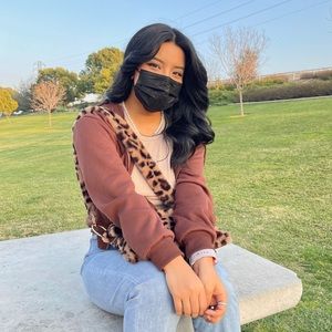 Meet your Posher, Angela